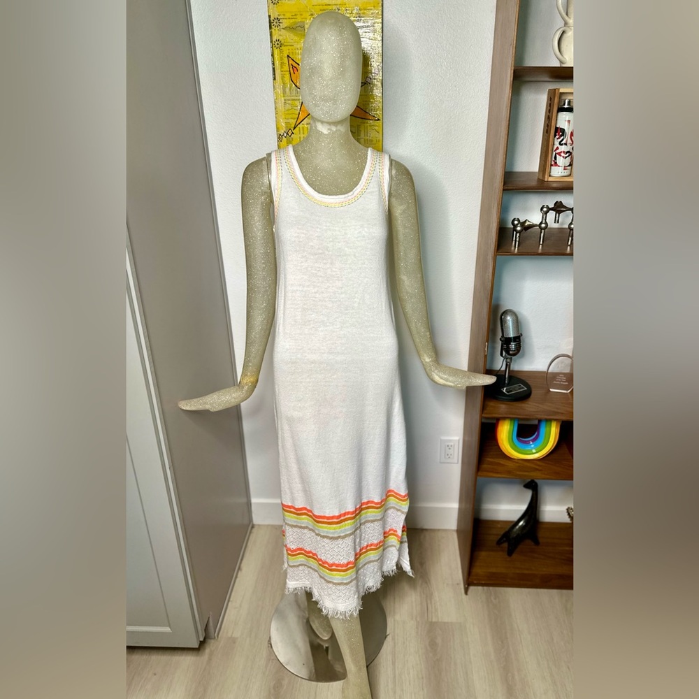 Lisa Todd Women’s White Embroidered Sleeveless Linen/Cotton Maxi. Size XSmall